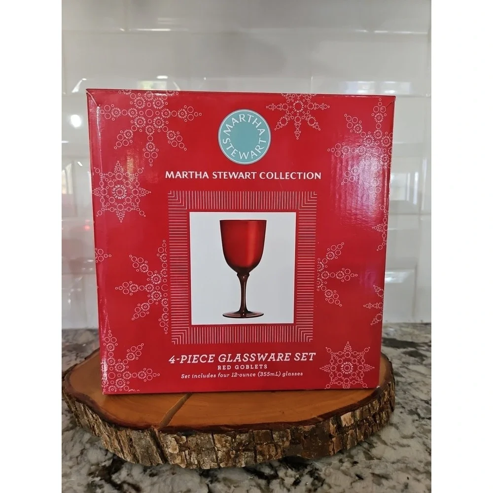 Martha‎ Stewart  Red Glassware Set 4 Piece 12 Ounce Red Goblets